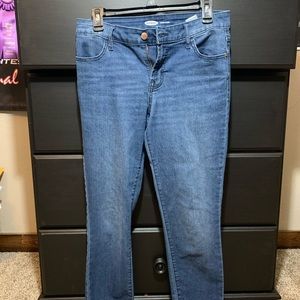 💘🔥⭐️ Old Navy women’s size 6 super skinny jeans